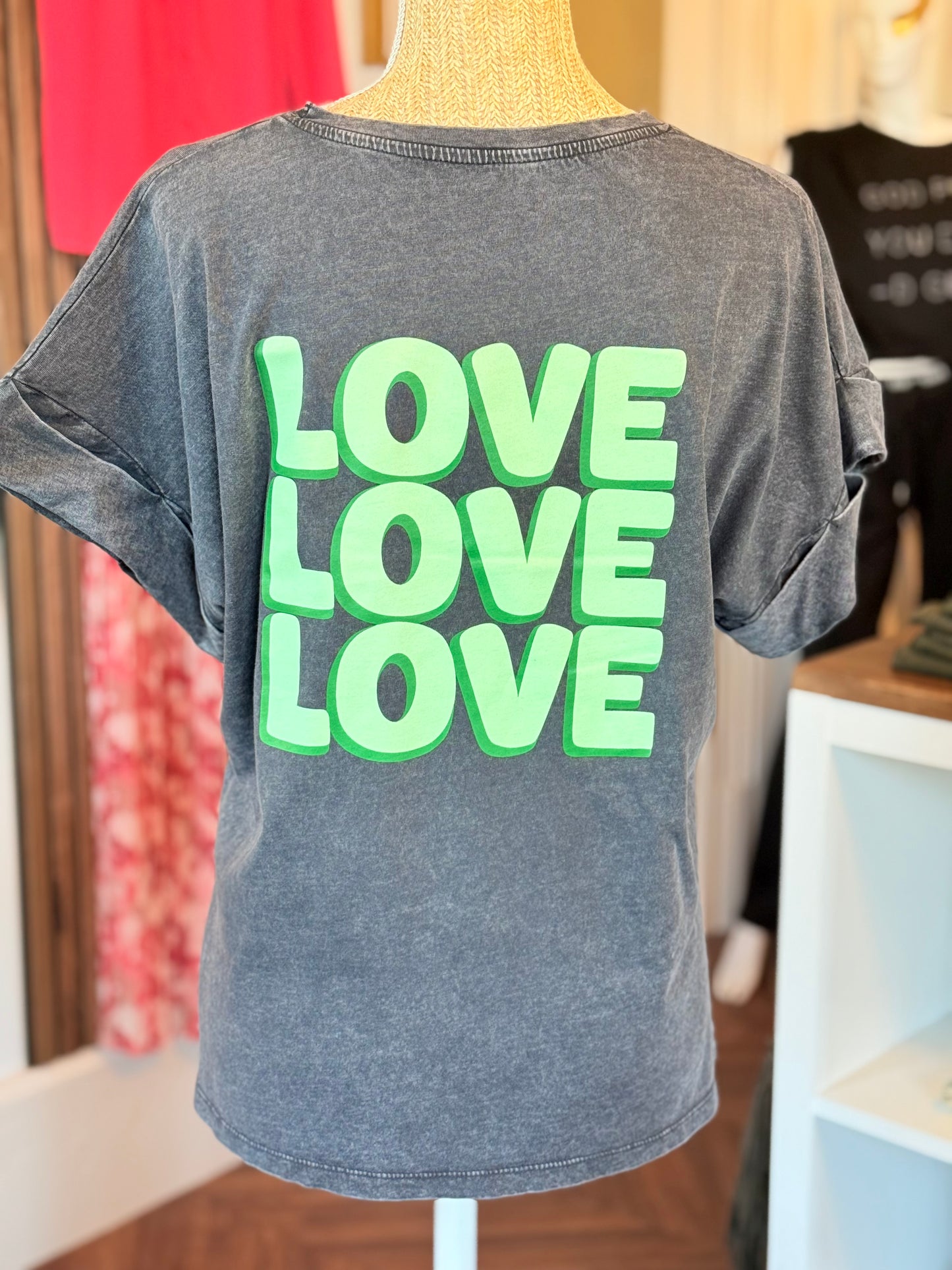 T-shirt | LOVE