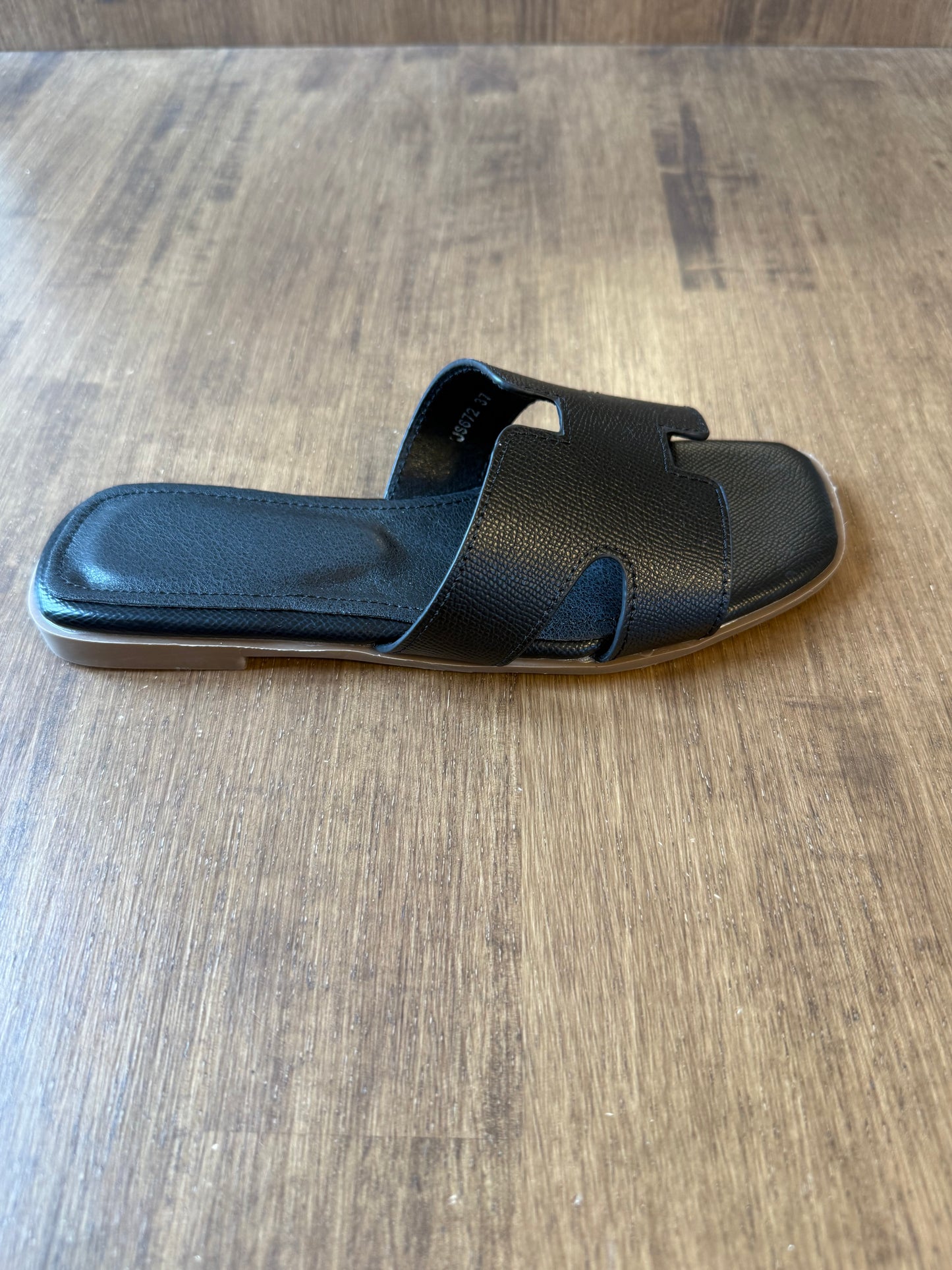 Mules plates | ORAN